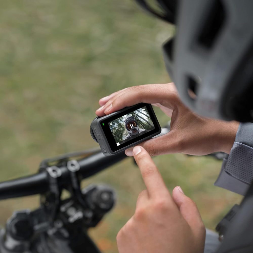 DJI Osmo Action 3 Standard Combo, Waterproof Action Camera with 4K HDR & Super-Wide FOV, 10-Bit Color Depth, HorizonSteady, Cold Resistant & Long-Lasting, Vlogging Camera for YouTube - Image 6